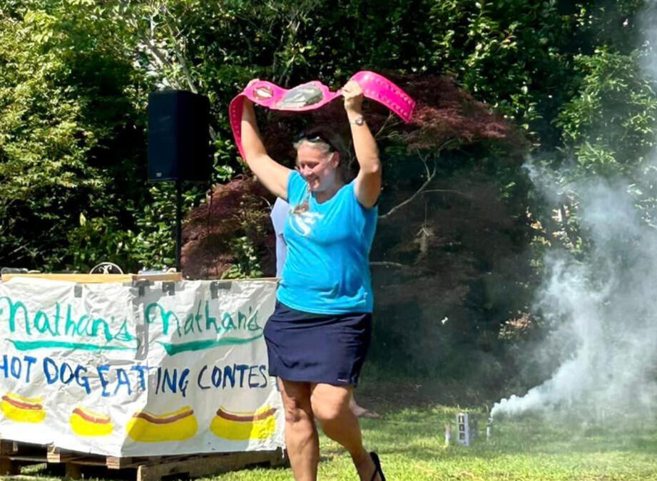 NATHAN'S NATHAN'S FAMOUS
